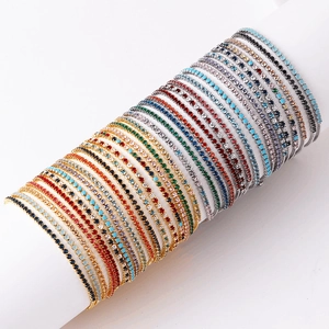 Buntes Zirkonia Tennis Armband Verstellbarer Schiebeverschluss Einreihige Krallenfassung Kupfer Schmuck Damen