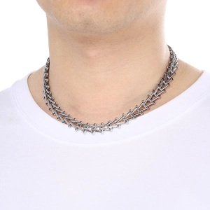 Men's hip hop silver stainless steel V-shape triangle chain necklace on male neck