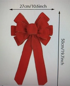Detail eines roten beflockten Weihnachtsbogens mit Maßen 27cm Breite und 50cm Länge