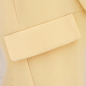 Schicker gelber Damenblazer mit Rundhalsausschnitt und feiner Twill-Gewebe-Textur