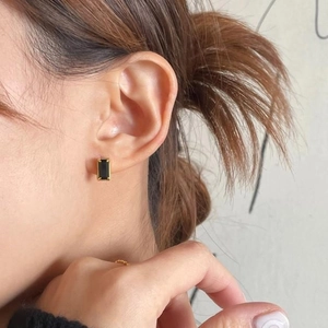 Minimalist 925 sterling silver stud earrings with rectangular black zircon in gold finish