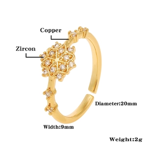 Detailed view of gold snowflake crown ring with zircon dimensions and weight specs