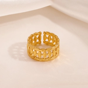 Bague ajustable en acier inoxydable plaqué or 18 carats avec texture tissée élégante