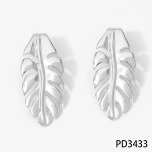 Orecchini a foglia in acciaio inossidabile argento lucido dal design retrò minimalista