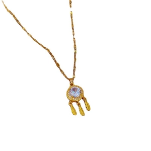 Golden dreamcatcher necklace with zircon center and three delicate feather tassels