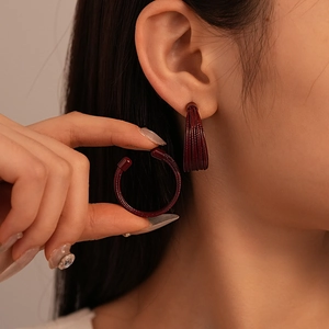 Minimalist burgundy multi-layer wire C-shaped earrings with fine brushed texture finish