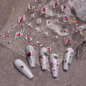 Autocollants luxueux pour ongles avec gemmes rose rouge, chaînes de cœur et étoiles