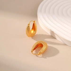 18K gold plated oval hoop earrings with textured diamond pattern and grainy finish