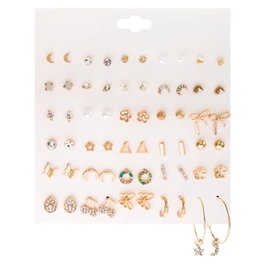 Detailed set of 20 pairs fashion earrings with pearls and crystals on display card