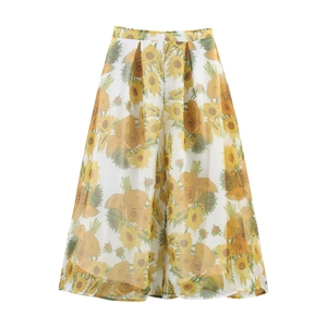 Elegant white sunflower print organza maxi skirt with yellow floral oil painting style