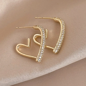 Heart Hoop Earrings With 925 Sterling Silver Earring Post Copper Cubic Zirconia Gold Plated Elegant Jewelry For Women