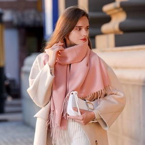 Pink cashmere feel scarf with soft tassels for winter elegance and warm style