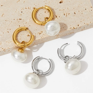 Stainless Steel Hoop Earrings With Artificial Pearl Pendant French Retro Light Luxury Geometric Jewelry For Women