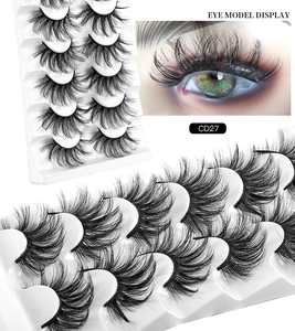 Detail display of 6 pairs natural dense 8D faux mink lashes with eye model effect show