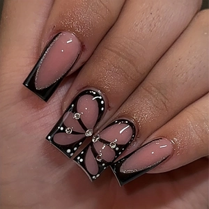 Butterfly Design Press On Nails Nude Pink French Tip Black Butterfly Pattern With Rhinestones False Nails Set For Women