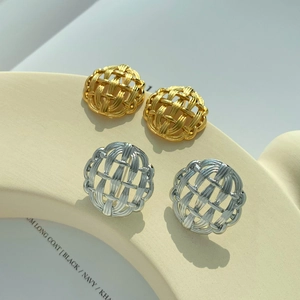 Chic woven knot earrings in gold and silver stainless steel finish with round texture