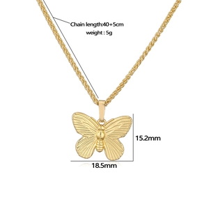 Golden double butterfly pendant necklace with 40+5cm chain and product dimensions