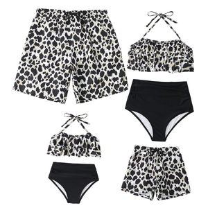 Maillots de bain famille assortis imprimé léopard à volants et taille haute noire
