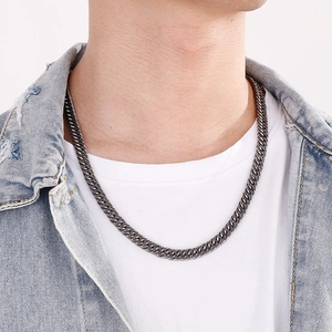 Mens vintage minimalist dark grey stainless steel curb chain necklace on male model