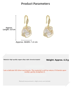 Detailed dimensions of camellia flower earrings with rhinestones and 925 silver needles