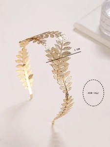Detail showing leaf headband dimensions with 5.5cm leaf width and 40cm golden metal band