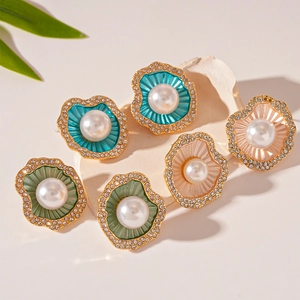 Boucles D'oreilles Puces Coquille Nénuphar Vintage Avec Künstliche Perle D'imitation Émail Strass Et Tige En Argent Sterling 925 Pour Femmes