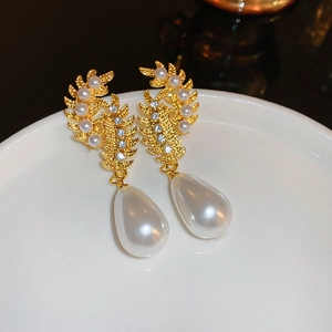 Vintage wheat leaf earrings with crystals and pearl teardrops in gold finish