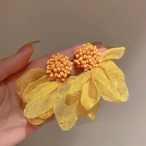 Fashionable handmade yellow mesh flower earrings with beads for summer beach vacation