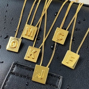 Fashion Titanium Steel Gold Plated Square 26 Initial Alphabet Letter Pendant Necklace Minimalist Personalized Clavicle Chain Jewelry For Women
