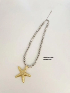 Detail of gold starfish pendant with Length 40+5cm and Weight 105g spec labels