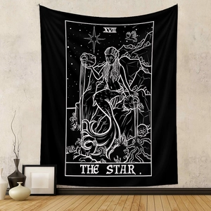 Detail des Tarot-Wandteppichs Der Stern XVII in schwarz-weißem minimalistischem Stil