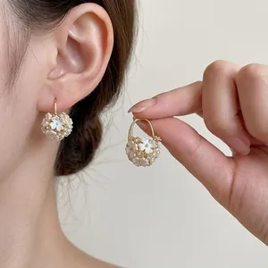 Créoles En Grappe De Fleurs Avec Tige En Argent Alliage Strass Bijoux Floraux Élégants Pour Femmes