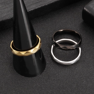 Minimalist 4mm geometric faceted titanium steel rings in gold, black, and silver colors