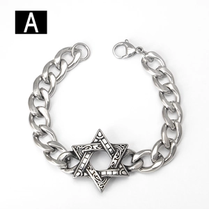 Punk style stainless steel Cuban chain bracelet featuring a vintage star pendant and lobster clasp