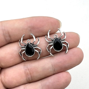 Retro zinc alloy spider pendants with black rhinestones for DIY Halloween jewelry making