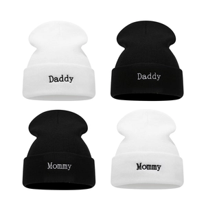 Bonnet En Tricot À Broderie Lettres Daddy Mommy Acrylique Hiver Chaud Streetwear Hip Hop Pour Hommes Femmes