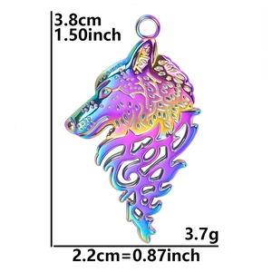 Detailed dimensions of the hollow wolf head pendant featuring a vibrant aurora rainbow finish