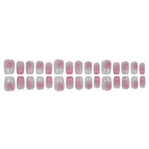 Set unghie finte occhio di gatto rosa con sfumatura glitter argento e design a fuoco