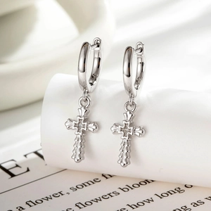 Boucles D'oreilles Créoles Pendentif Croix Cuivre Micro Serti Zircon Gothique Punk Huggie Dangle Bijoux Minimalistes Hommes Femmes