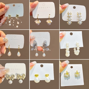 Artificial Pearl Stud Earrings For Women With Silver Earring Post Alloy Rhinestone Butterfly Heart Geometric Flower Vintage Luxury