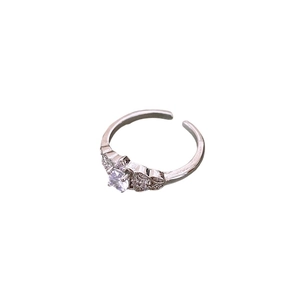 Silver crown wheat ear open ring with a sparkling round zircon and leaf engraving details