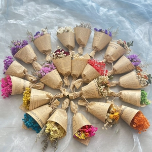 Mini Natural Dried Flower Bouquet Handmade Gypsophila Rose Vintage Kraft Paper Wrapping Home Decor Romantic Gift Souvenir