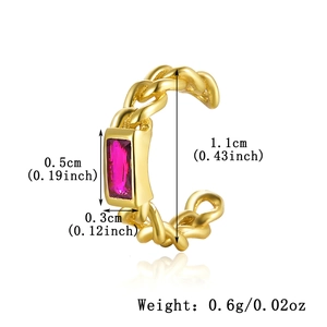 Detailed view of a gold-plated 925 silver ear cuff with pink stones and size dimensions