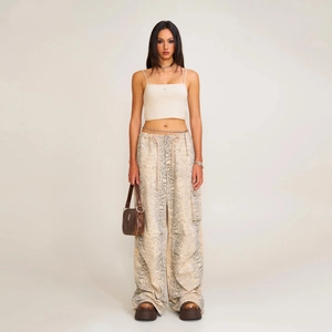 Pantalon cargo vintage beige imprimé serpent à jambe large et style streetwear