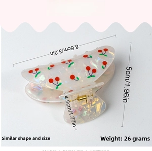 Detailed size specifications for a fresh cherry print hair claw clip with golden spring