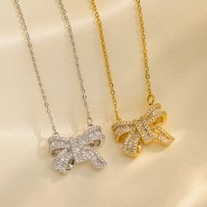Elegant Bowknot Pendant Necklace Sparkling Zircon Inlaid Stainless Steel Clavicle Chain Jewelry For Women
