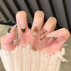 Faux Ongles À Presser En Plastique À Carreaux Marron Français Forme Amande Avec Nœud 3D Design Estompé Automne Hiver Manucure