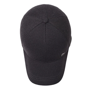 Men's winter grey thermal baseball cap with knit texture and protective ear flaps