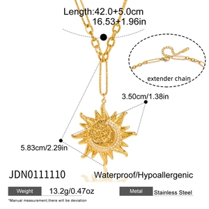 Detailed size chart for sun pendant necklace showing 42+5cm chain and 5.8x3.5cm dimensions