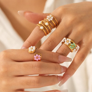Gold flower pearl ring set for women with pink and green beads in stainless steel